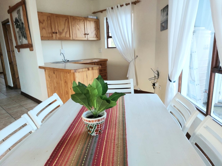 6 Bedroom Property for Sale in Cola Beach Western Cape